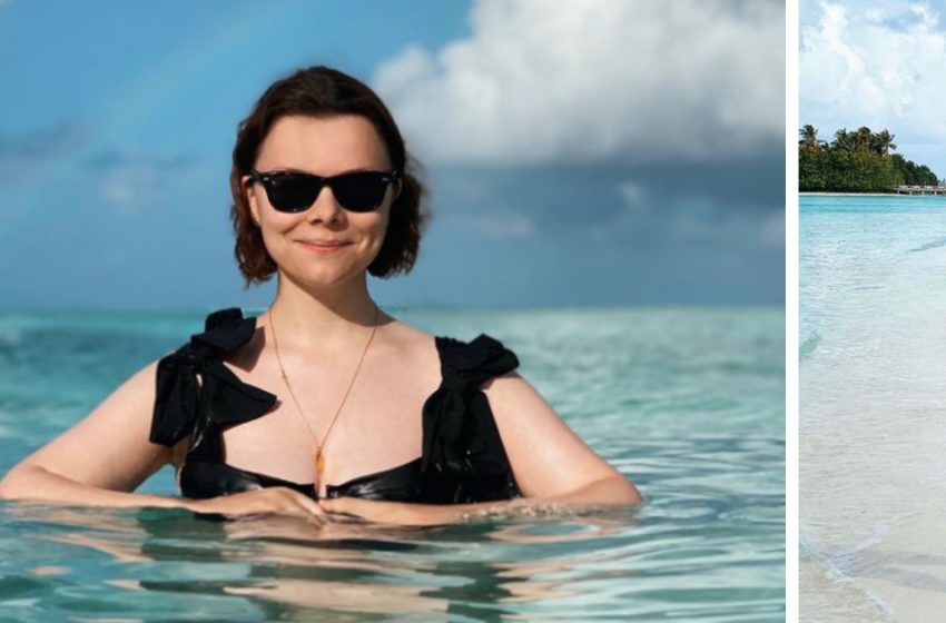  «Какие изгибы!»: Татьяна Брухунова в купальнике похвасталась фигурой