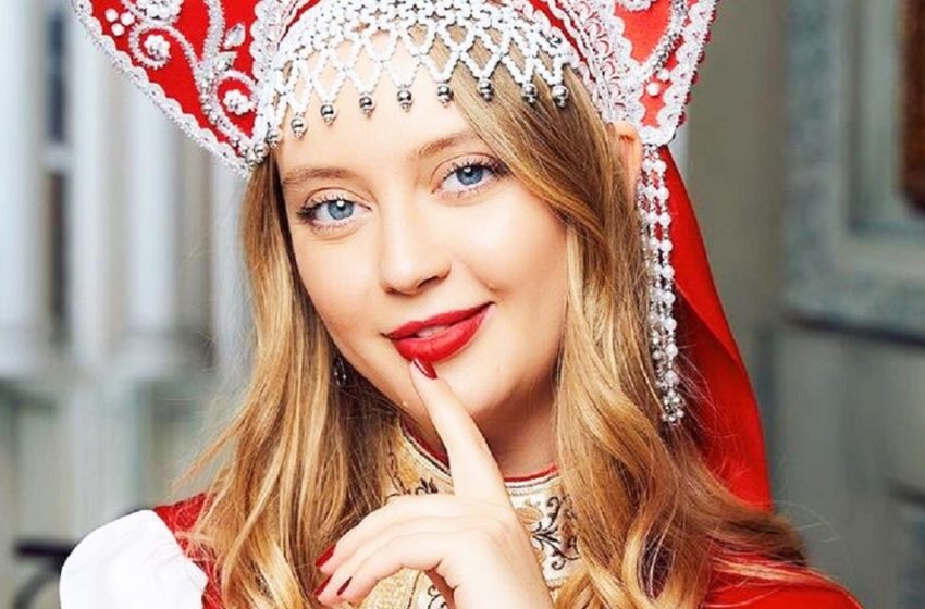  Шикарная девушка: Россиянка Ксения Давыдова признана самой красивой замужней женщиной планеты