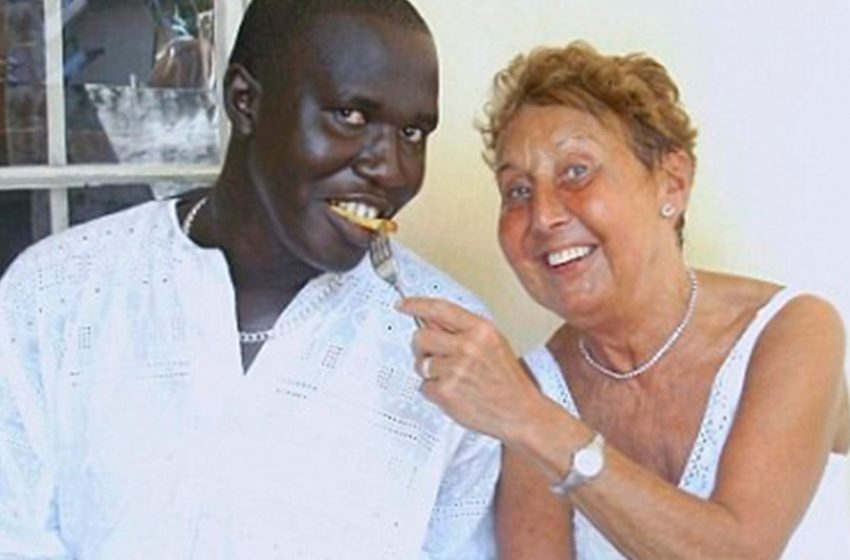  «Бабушка и внук «голубчик»: Как живет сейчас пенсионерка, которая влюбилась в 20-летнего парня из Ганы