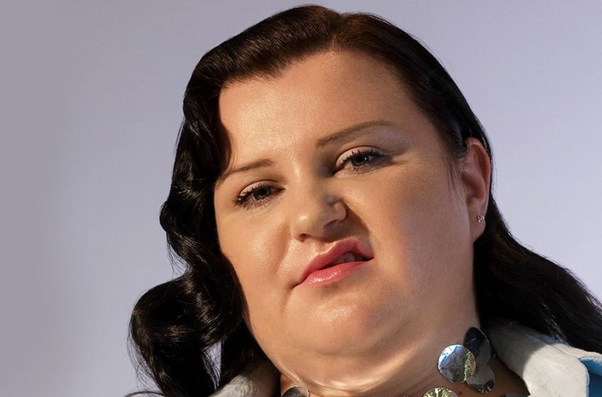  Похудела на 10 кг: украинская звезда показала свою новую форму в одном бра