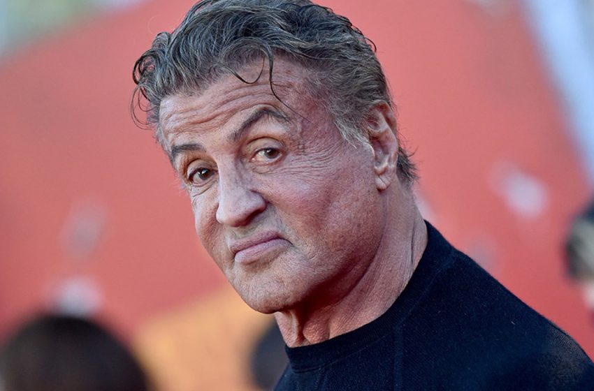  “26 Év Együtt!”: Stallone, a 77 éves színész és fiatal felesége a medencében kapták el!