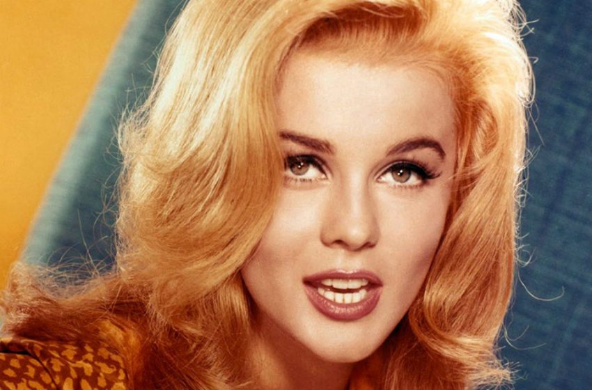  “Presley teljesen belezúgott érte”: Hogy néz ki most a 82 éves színésznő, Ann-Margret?