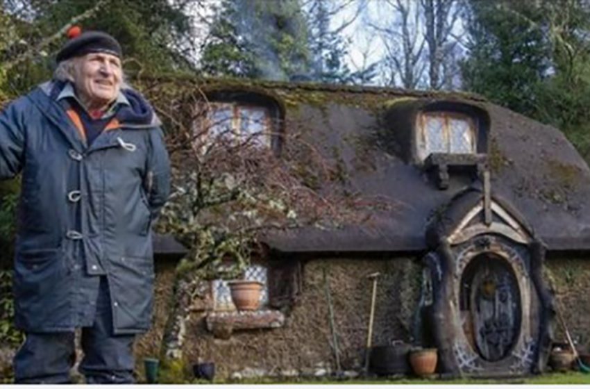  „Annyira Csodálatos!”: Egy 90 Éves Férfi Elkápráztatta A Világot Csodás Hobbit Házával!