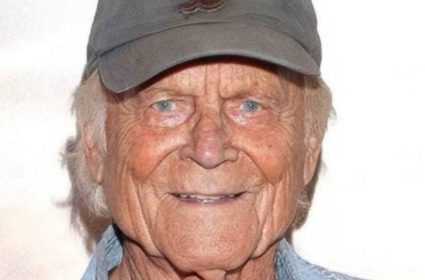 Legendás színész elkápráztatja a rajongókat ritka, friss fotójával: Felismered őt?