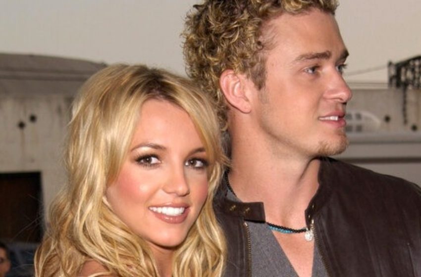  43 évesen Britney Spears „lealacsonyodik és eléri a mélypontot,” mondják a rajongók — nézd meg a fotóit!